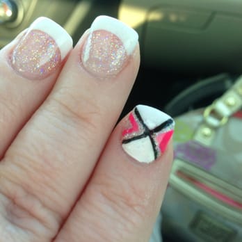 Nail Lounge - When she reluctantly put the white u can c the white tip didn't get the same treatment. - Nail Salons Near Me - Allen, Texas