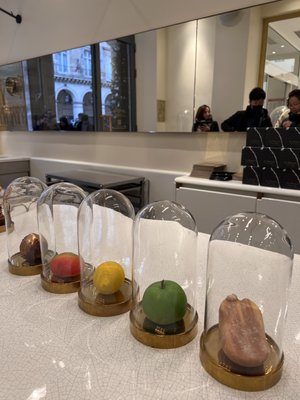 La Pâtisserie du Meurice par Cedric Grolet by null