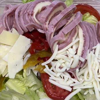 Gerry's Ristorante - Chef salad - Pizza Near Me - Cape Charles, Virginia