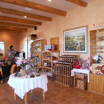Luna Rossa Winery - Lots of wine centric items for sale in the tasting room - Wineries Near Me - Deming, New Mexico