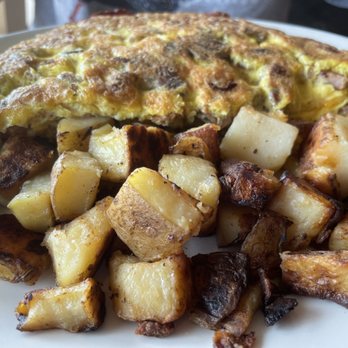 Sunset Grill - Omelette platter - Breakfast & Brunch Near Me - Brampton, Ontario