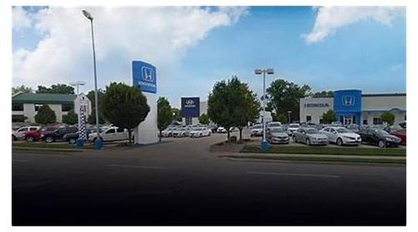 KUNES HYUNDAI OF QUINCY - Updated April 2025 - 207 N 36th St, Quincy ...