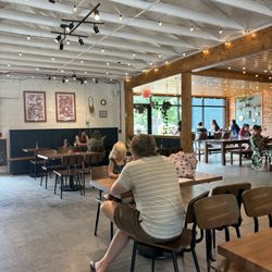 Ecusta Market and Cafe