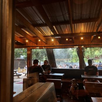 The Little Darlin' - American Near Me - Austin, Texas