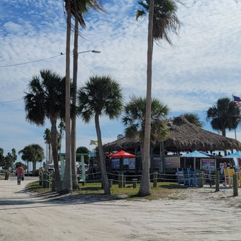 High & Dry Grill - High & Dry Grill - Tiki Bars Near Me - Dunedin, Florida