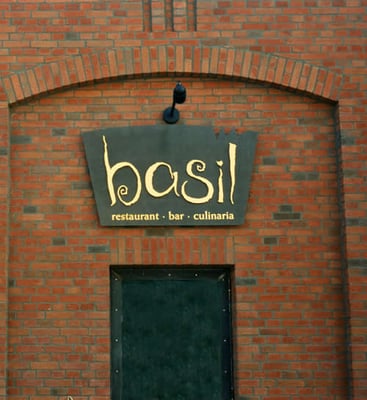 Basil by null