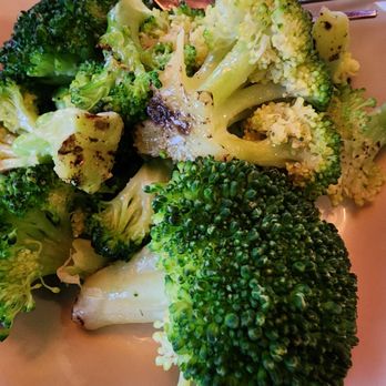 Wild Wing Cafe - Steamed broccoli - Chicken Wings Near Me - Pooler, Georgia