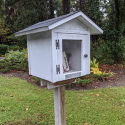 Little Free Library - Little Free Library, New Orleans Road, Hilton Head Island