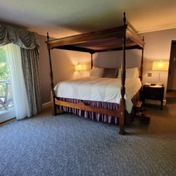 Dan'l Webster Inn & Spa