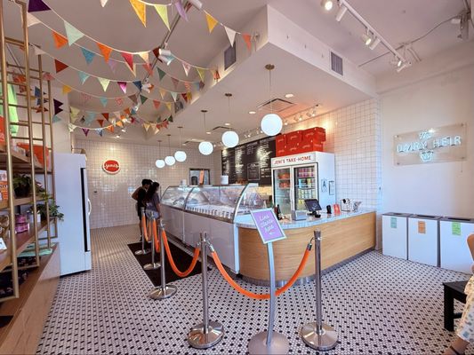 Jeni's Splendid Ice Creams by null