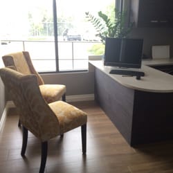 Emerald Dentistry - Consultation room.