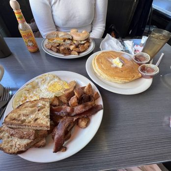 Deluxe Town Diner - The hungry man special! - Diners Near Me - Watertown, Massachusetts Deluxe Town Diner - The hungry man special! - Diners Near Me - Watertown, Massachusetts