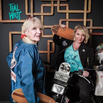 Teal Press - Screen Printing/T-Shirt Printing Near Me - Fullerton, California