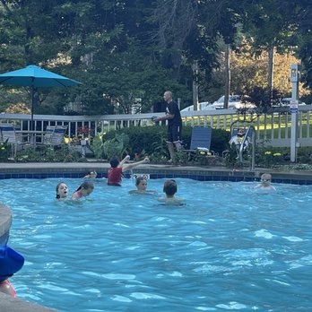 Nordic Village Resort - Outdoor pool - Resorts Near Me - Jackson, New Hampshire