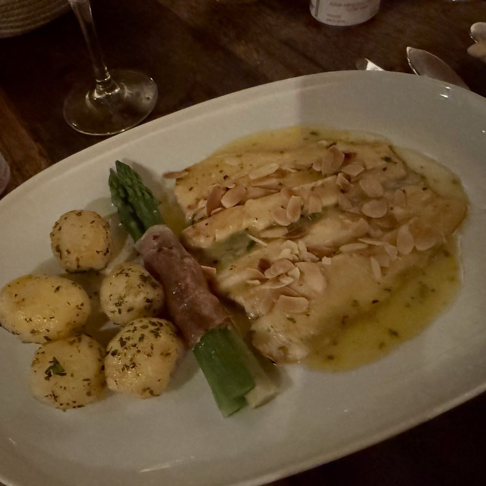 Vicolo Nostro - Trout - Italian Near Me - São Paulo, SP