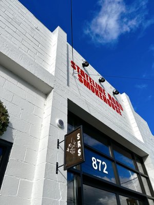 Stateline Road Smokehouse by null