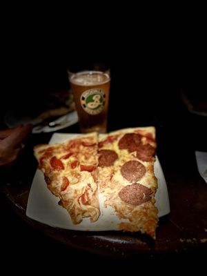 SLICES Cafe&Bar by null