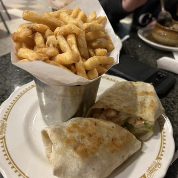 Randolph Diner Bar & Grill - Roma Wrap - Diners Near Me - Randolph, New Jersey