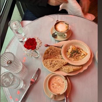Cafe Intermezzo - Baked Brie - Coffee & Tea Near Me - Nashville, Tennessee