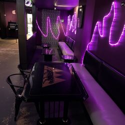 Hel’s - Plenty of seating.
