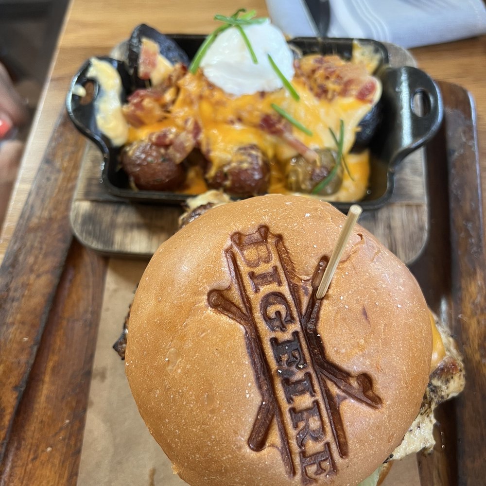Bigfire - Chicken sandwich with loaded smashed potatoes - American Near Me - Orlando, Florida Bigfire - Chicken sandwich with loaded smashed potatoes - American Near Me - Orlando, Florida