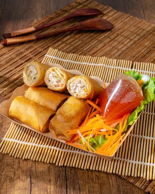 Sip and Spice by null