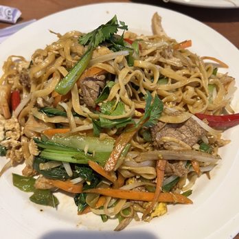 Mint Kitchen & Bar - Mama's Mi Xao. Excellent! - Vietnamese Near Me - Worcester, Massachusetts Mint Kitchen & Bar - Mama's Mi Xao. Excellent! - Vietnamese Near Me - Worcester, Massachusetts