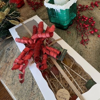 Sparkling Sweets - Oreo and Funfetti Christmas Cake Pops - Custom Cakes Near Me Sparkling Sweets - Oreo and Funfetti Christmas Cake Pops - Custom Cakes Near Me