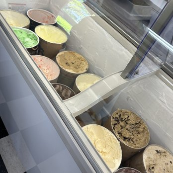 Ice Cream & Candy Bazaar - Flavors - Ice Cream & Frozen Yogurt Near Me - Edgartown, Massachusetts Ice Cream & Candy Bazaar - Flavors - Ice Cream & Frozen Yogurt Near Me - Edgartown, Massachusetts