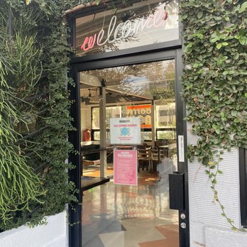 Coffee Commissary - Coffee & Tea Near Me - Burbank, California