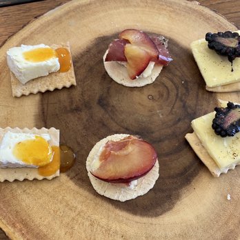 Bacchus Landing - Food pairings from Farm and Flour - Wine Tasting Room Near Me - Healdsburg, California