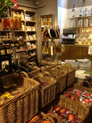 MUTTERLAND City by null