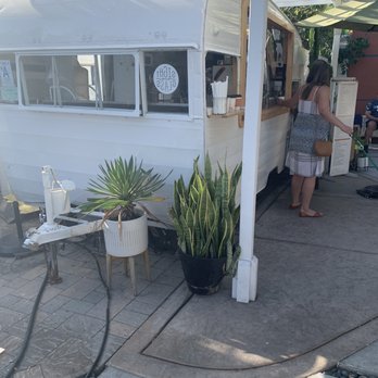 Communal - Outdoor coffee - Coffee & Tea Near Me - San Diego, California Communal - Outdoor coffee - Coffee & Tea Near Me - San Diego, California