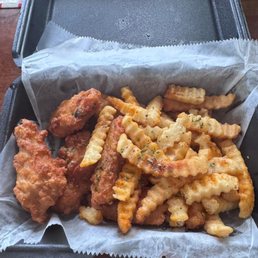 6pc wing ding and fries 6pc wing ding and fries