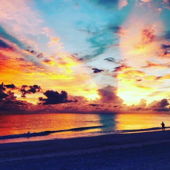 Anna Maria Beach - Beaches Near Me - Bradenton Beach, Florida