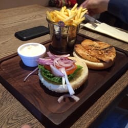 The Golden Ball - Cajun chicken burger