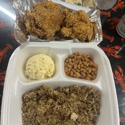Suire's Grocery and Restaurant - Fried chicken plate lunch