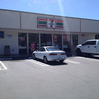 7-Eleven - two cars parked in a parking lot - Convenience Stores Near Me - Laguna Niguel, California 7-Eleven - two cars parked in a parking lot - Convenience Stores Near Me - Laguna Niguel, California