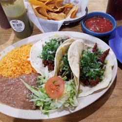 Pepe's Mexican Restaurant - Tacos platter and chips with queso.