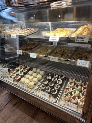 Blue Eyed Daisy Bakery by null