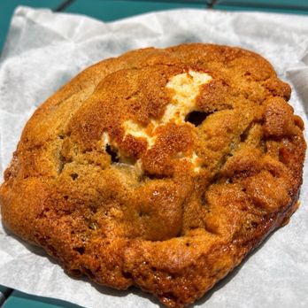 The Cookie Corner - S'mores - Desserts Near Me - Honolulu, Hawaii