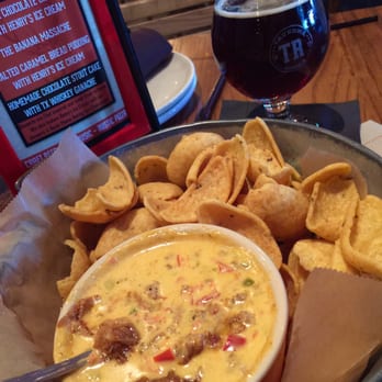 Taverna Rossa - Killer Texas Sausage Queso with Hamm's Slow-Cooked Brisket - Pizza Near Me - Plano, Texas Taverna Rossa - Killer Texas Sausage Queso with Hamm's Slow-Cooked Brisket - Pizza Near Me - Plano, Texas