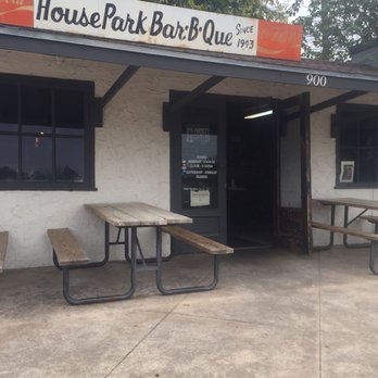 House Park Bar-B-Q - Barbeque Near Me - Austin, Texas House Park Bar-B-Q - Barbeque Near Me - Austin, Texas