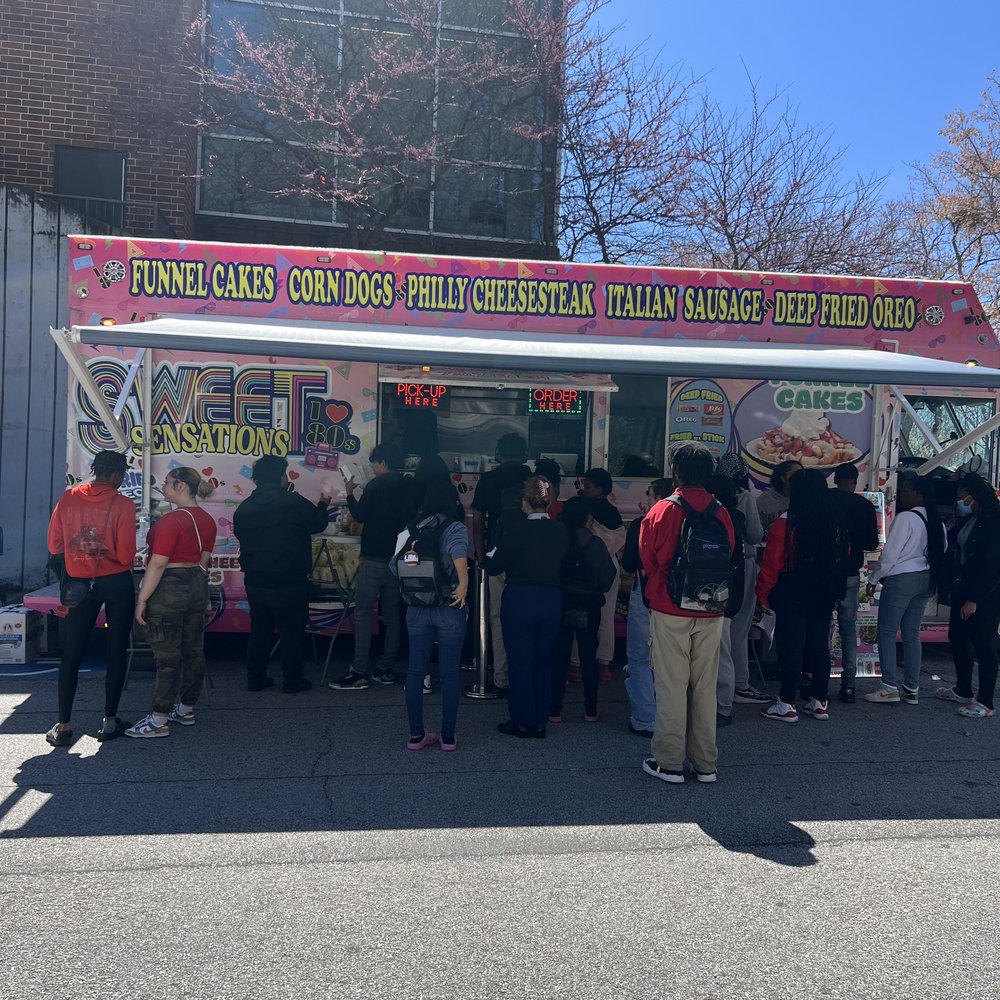 Sweet sensations 80’s food truck