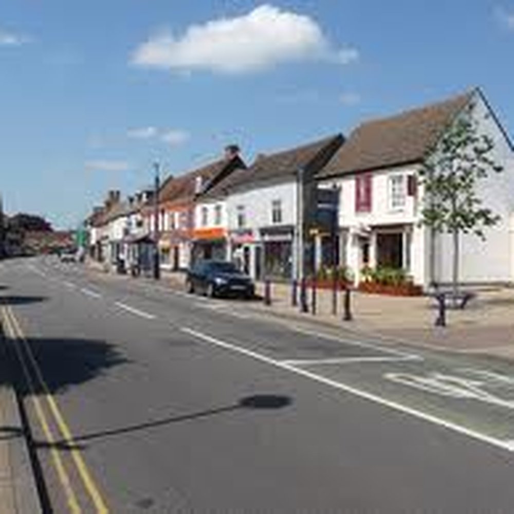 Shefford Tandoori - Indian Near Me - Shefford, BDF