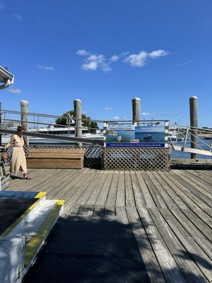 Spanky's Clam Shack and Seaside Saloon by null