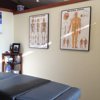 Bothell Chiropractic & Wellness - Nice, bright, clean! - Chiropractors Near Me - Bothell, Washington