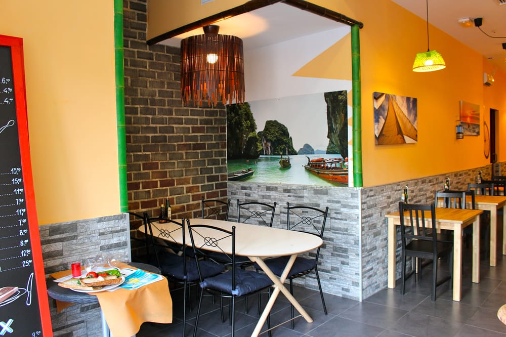 ANDREWS CURRY LAW FIRM Updated October 2024 603 E 8th St, Port