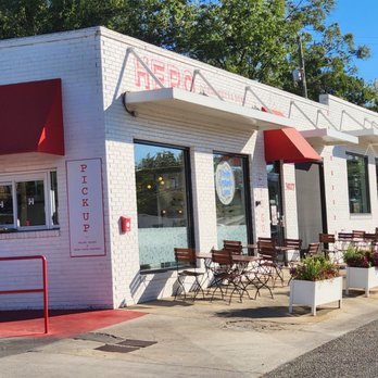 Hero - Hero Store front - Donuts Near Me - Birmingham, Alabama