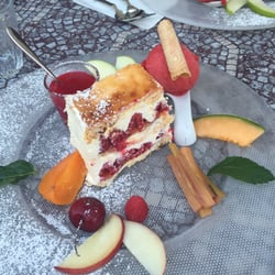 Restaurant la Gerbe d'Or - Milles feuilles - der super leckere dessert!!